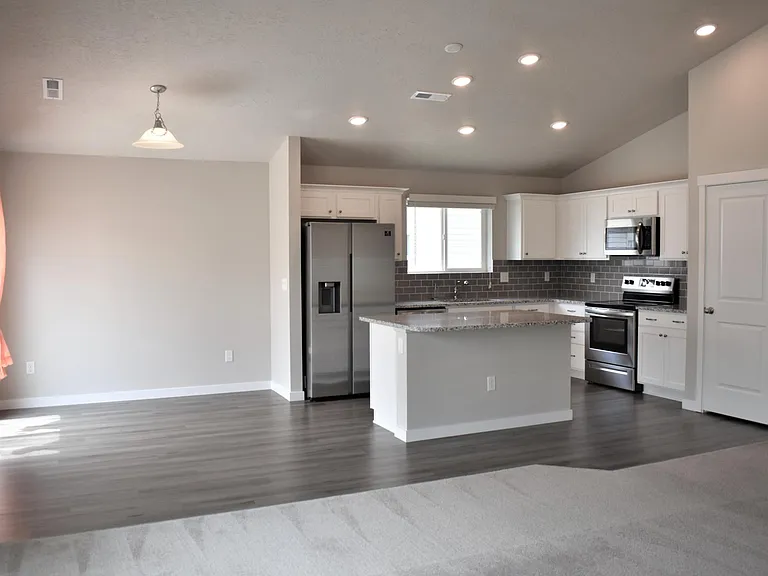 12635 Clearwell St — Photo 15