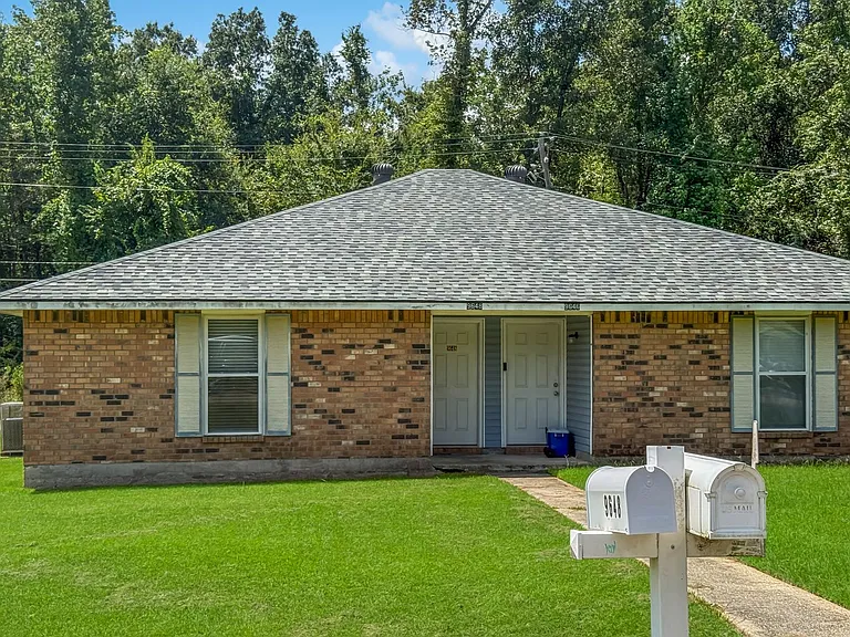 9648 El Scott Ave — Photo 1