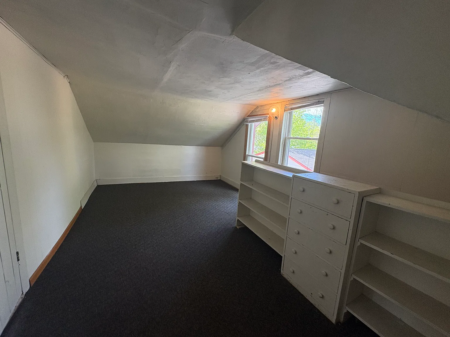 5 bed, $1,575 — Photo 3