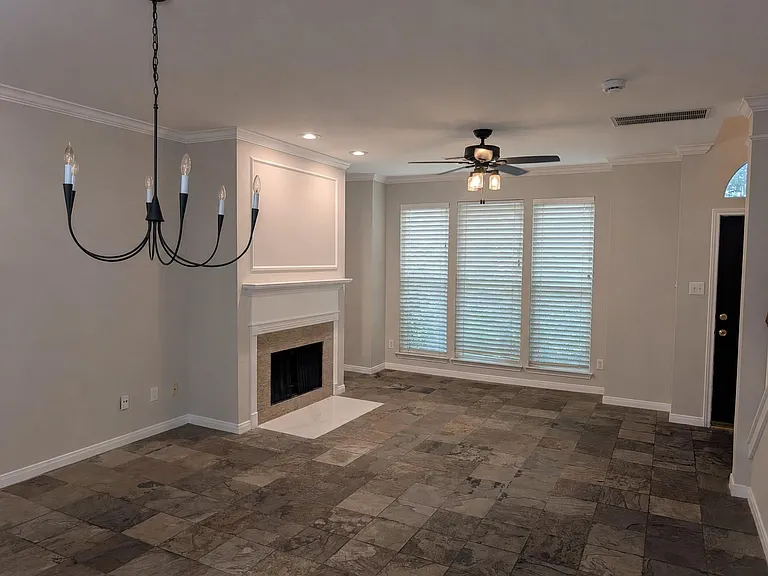 1405 Rosalie St — Photo 5