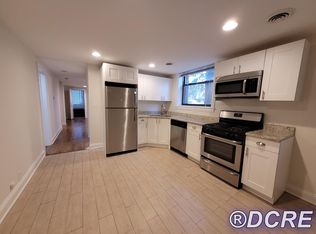 6767 N Sheridan Rd, Chicago, IL 60626