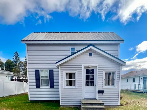 406 Iron St, Norway, MI 49870