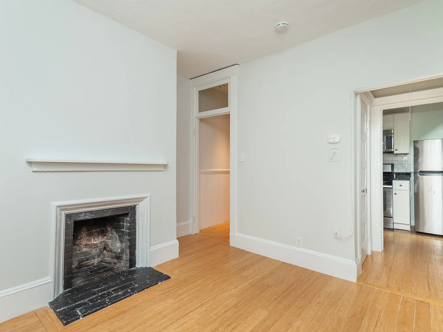 1 bed, 550 sqft, $3,100 — Photo 2