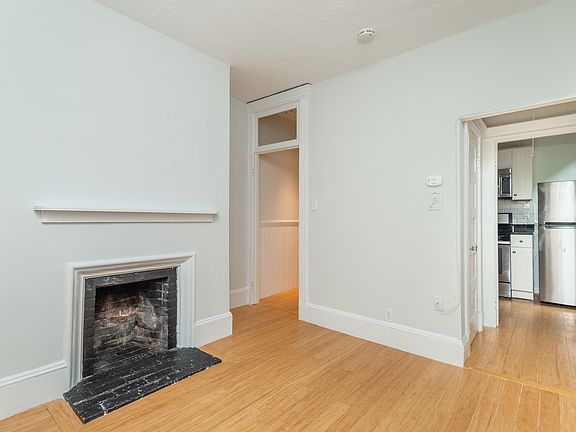 2nd image of 85 Myrtle St #5