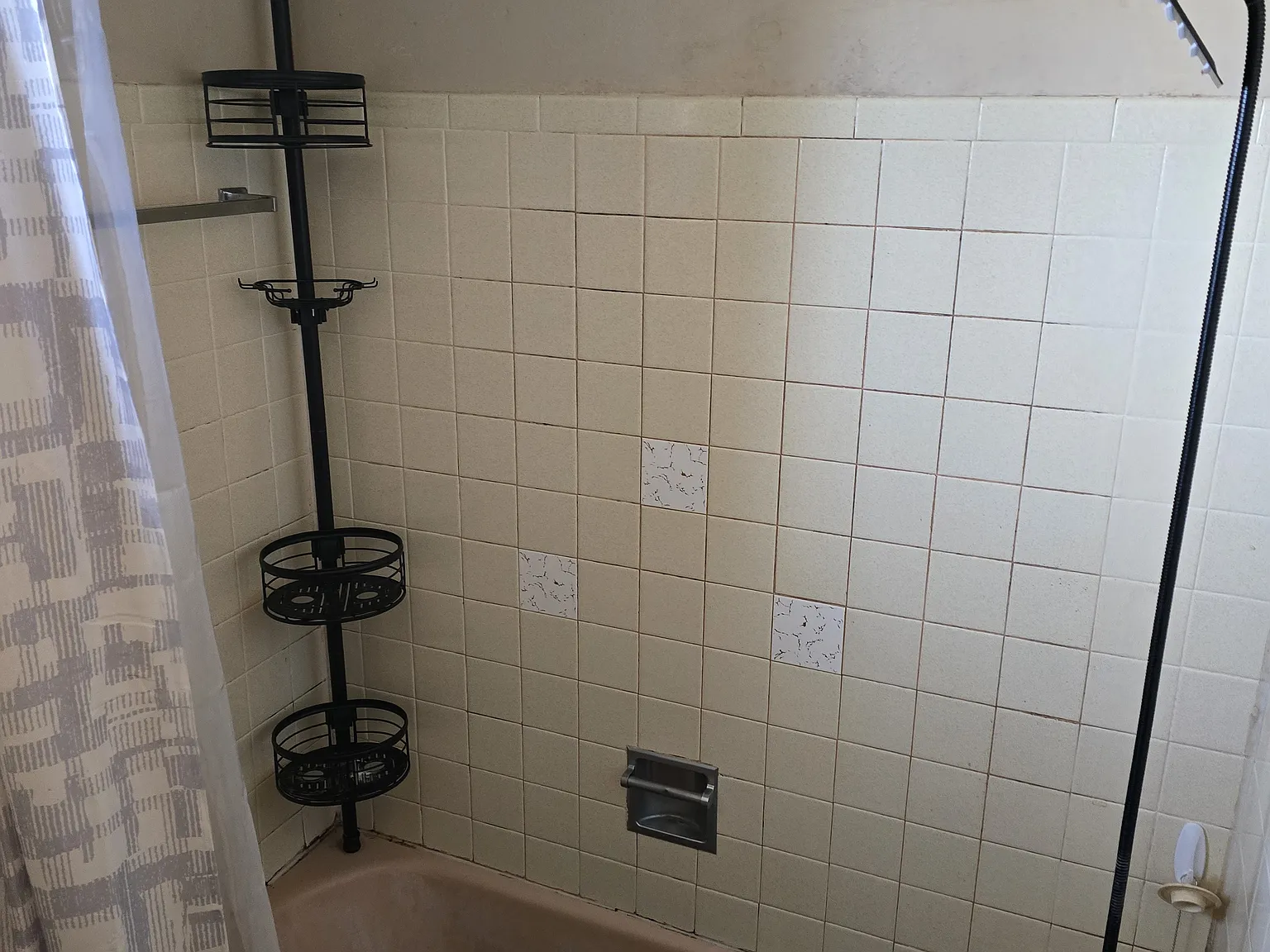 2 bed, 1100 sqft, $1,350 — Photo 3