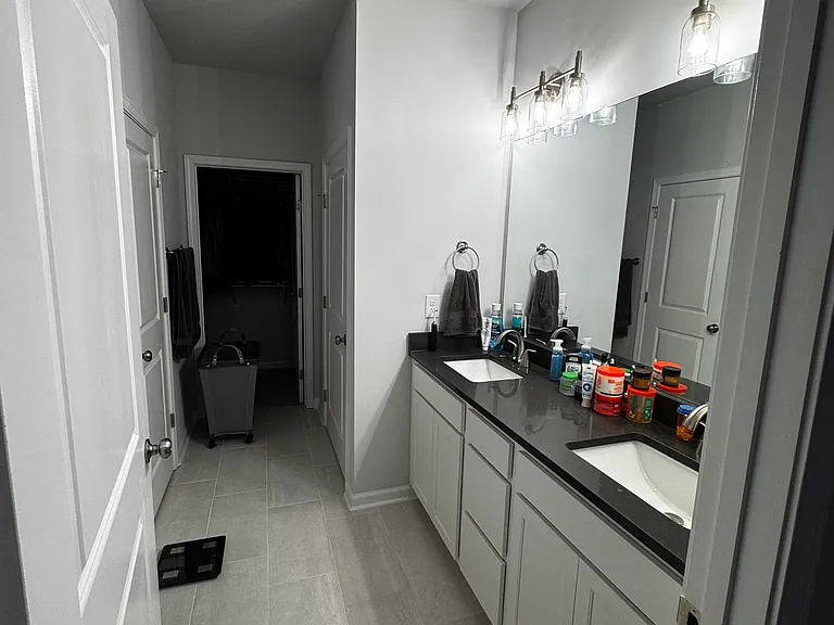 148 Gervais Cir — Photo 11