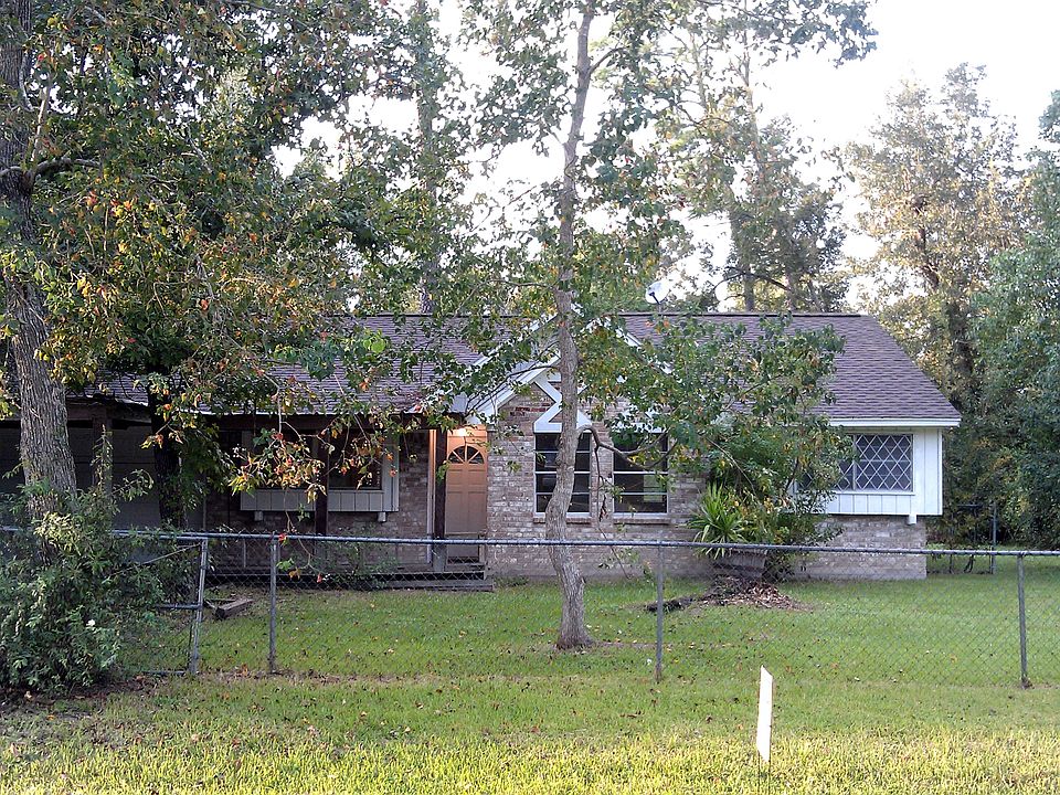 1st image of 3725 White Oak Dr