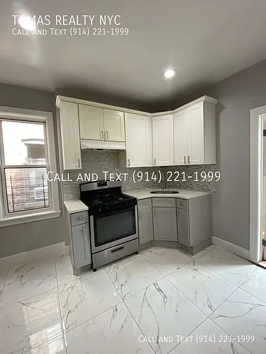 114 Maple St Photo 1