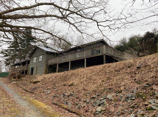 1694 Flat Top Rd, Blowing Rock, NC 28605