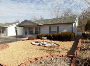 114 Starrville Ln, Branson West, MO 65737