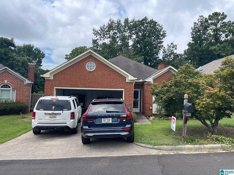 641 Rockhurst Dr — Photo 10