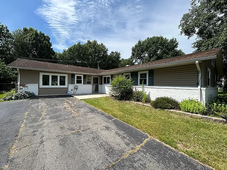 718 Falconer Rd — Photo 2