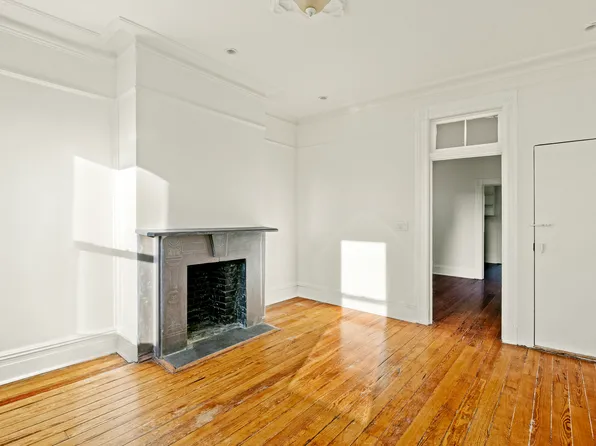 100 Newel Street image 4 of 12