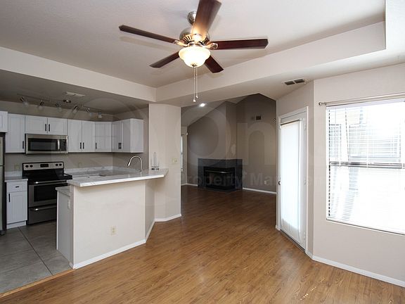 5th image of 4201 N 20th St Unit 227