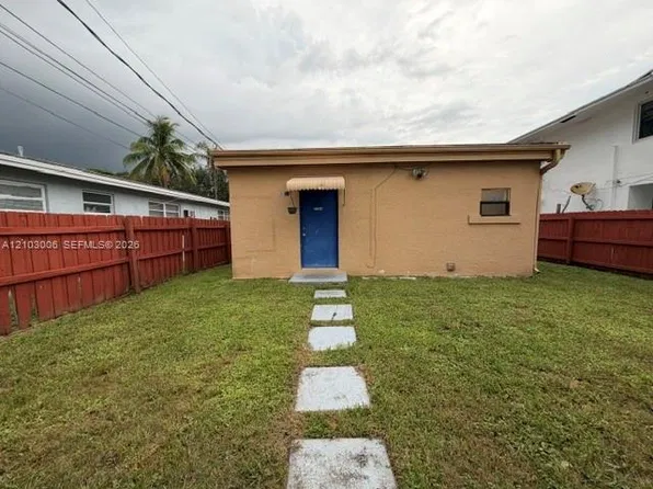 1734 Madison St #1736A, Hollywood, FL 33020