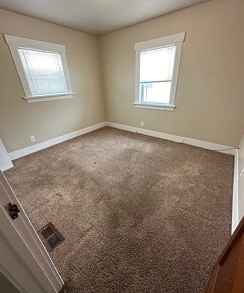 2033 7th Ave — Photo 3