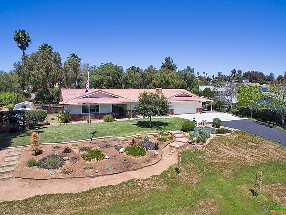 2nd image of 1555 Pepper Tree Pl