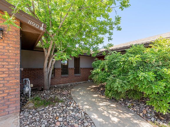 5th image of 890 Larkspur Rd