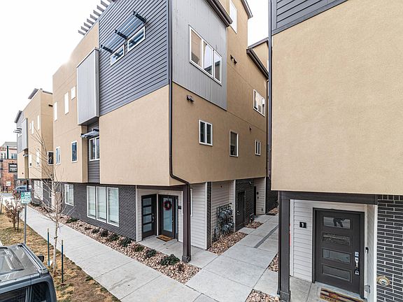 Street access front entry path