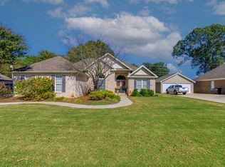 1803 Woodside Dr, Muscle Shoals, AL 35661