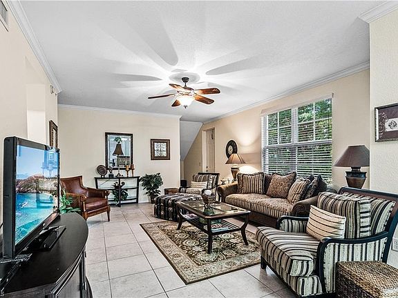 3rd image of 23461 Alamanda Dr Unit 101