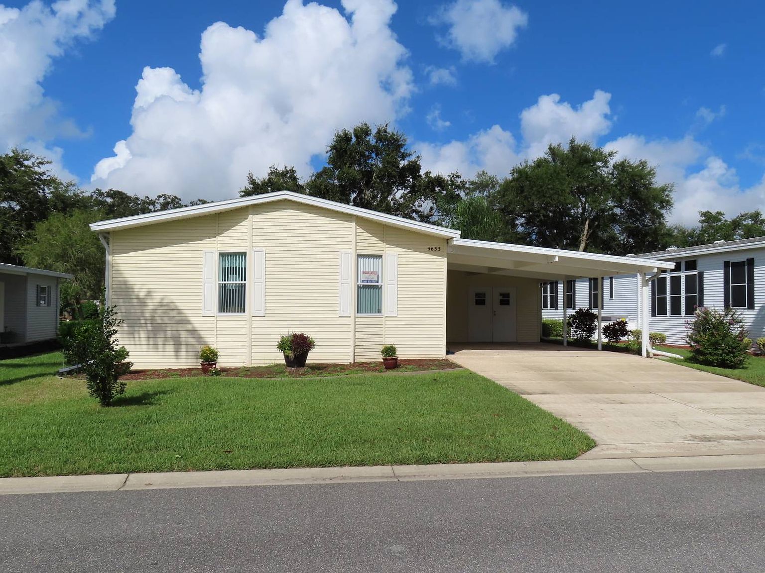 5633 Bald Eagle Dr #555