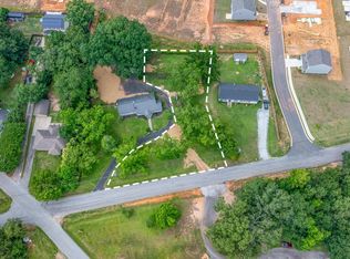 18 N Davis Dr, Greenville, SC 29611