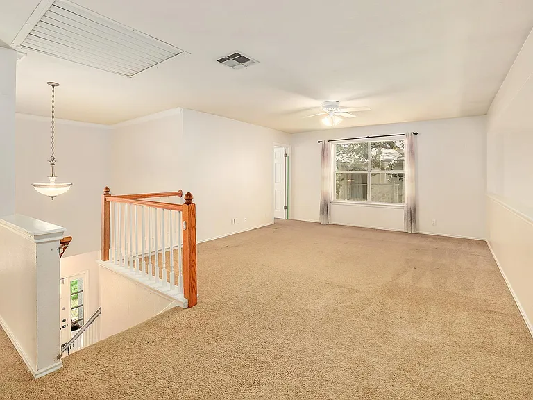 9401 Caracas Dr — Photo 19