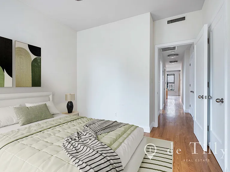 536 Henry St #3 — Photo 13