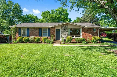 623 Elaine Dr Photo 1