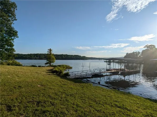 26590 Waterview Dr, Warsaw, MO 65355