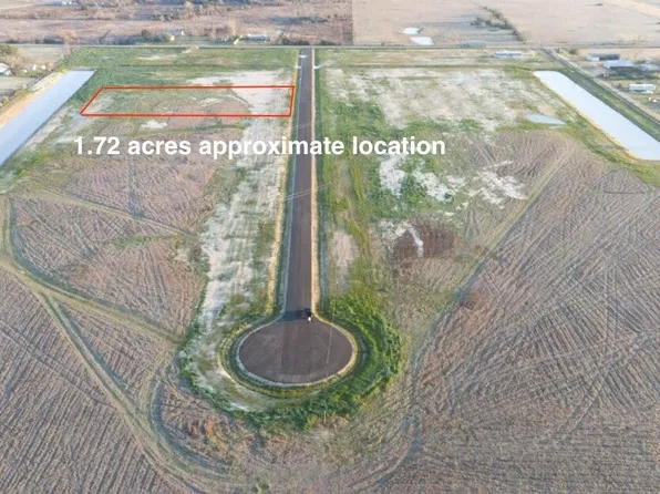 1202 Saddleback Dr, Bellville, TX 77418