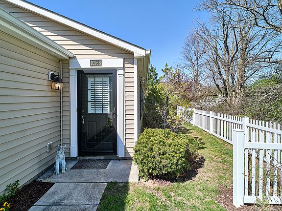 4th image of 10268 Golden Dr