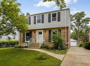 712 Homestead Rd, La Grange Park, IL 60526