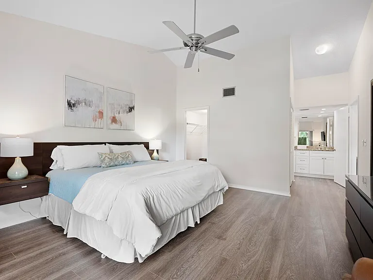 11863 Wimbledon Cir #542 — Photo 15