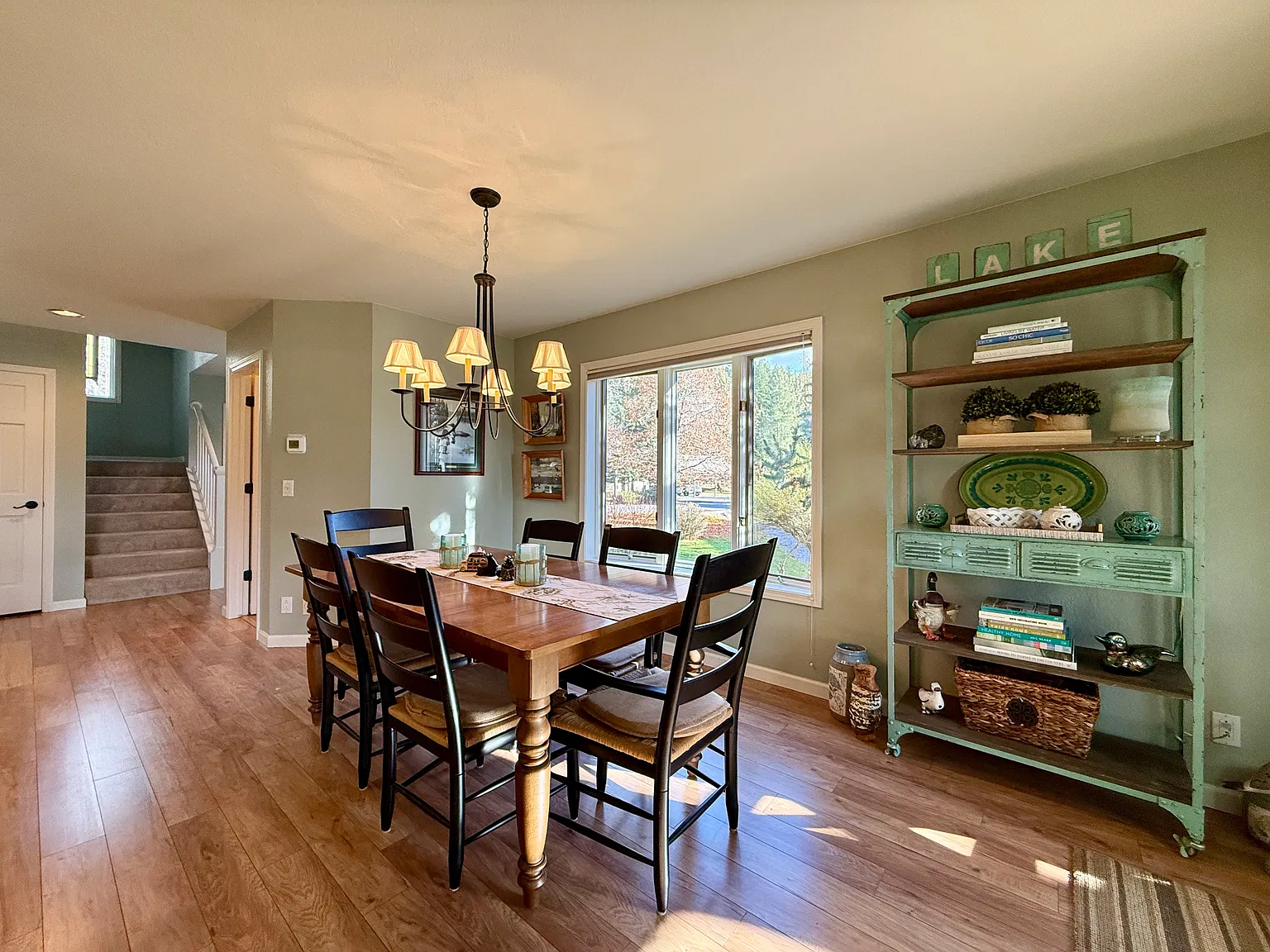 3 bed, 2.5 bath, 1723 sqft, $3,500 — Photo 4