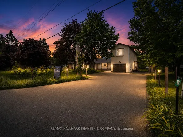 2196 Richard St, Innisfil, ON L9S 2C4