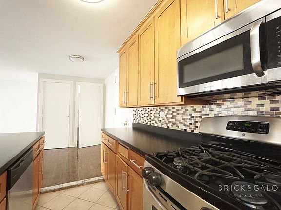 5th image of 273 W 131st St APT 3F