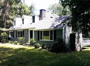 38 Blueberry Hill Pl, Wilton, CT 06897