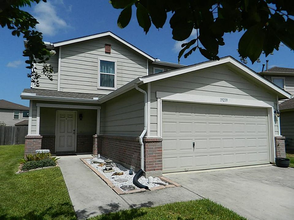 1st image of 19239 Danphe Landing Ct