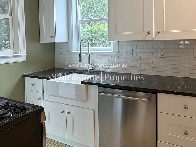 1847 Naldo Ave — Photo 7