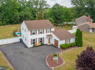 105 Oak Pines Blvd, Pemberton, NJ 08068
