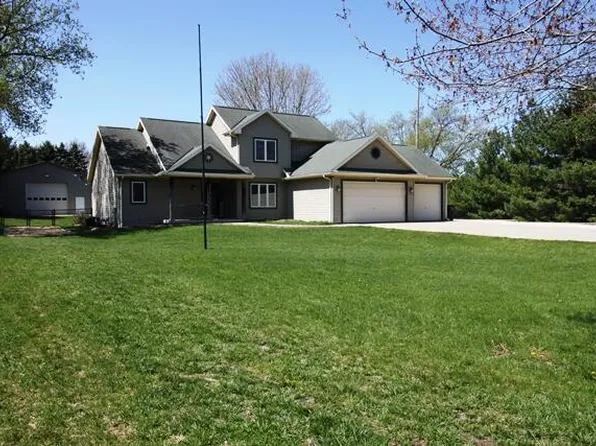 N9349 Knuteson DRIVE, Whitewater, WI 53190