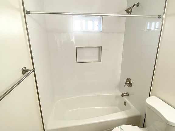 5th image of 510 Q Ave #510