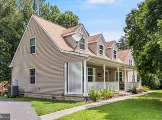 37978 George F Dr, Mechanicsville, MD 20659