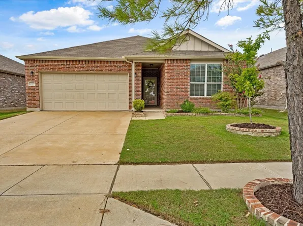 2309 Mirandesa Dr, Fort Worth, TX 76131