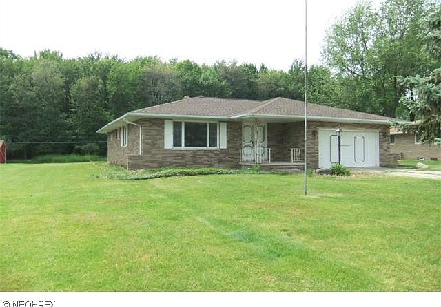 1st image of 8500 Fox Hollow Dr