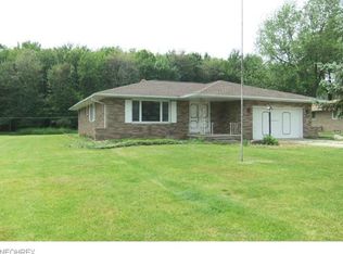 8500 Fox Hollow Dr, Broadview Heights, OH 44147