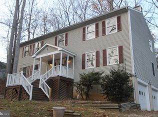 1114 Columbus Dr, Stafford, VA 22554