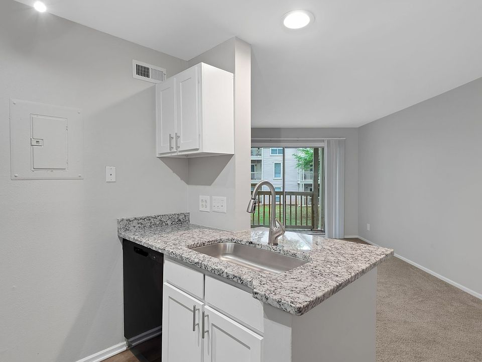 The Randolph- 1 Bed, 1 Bath